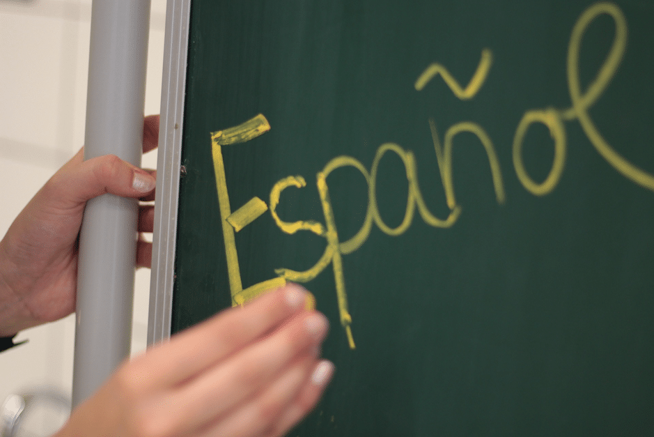 10 Tips on How to Write an Essay in Spanish
